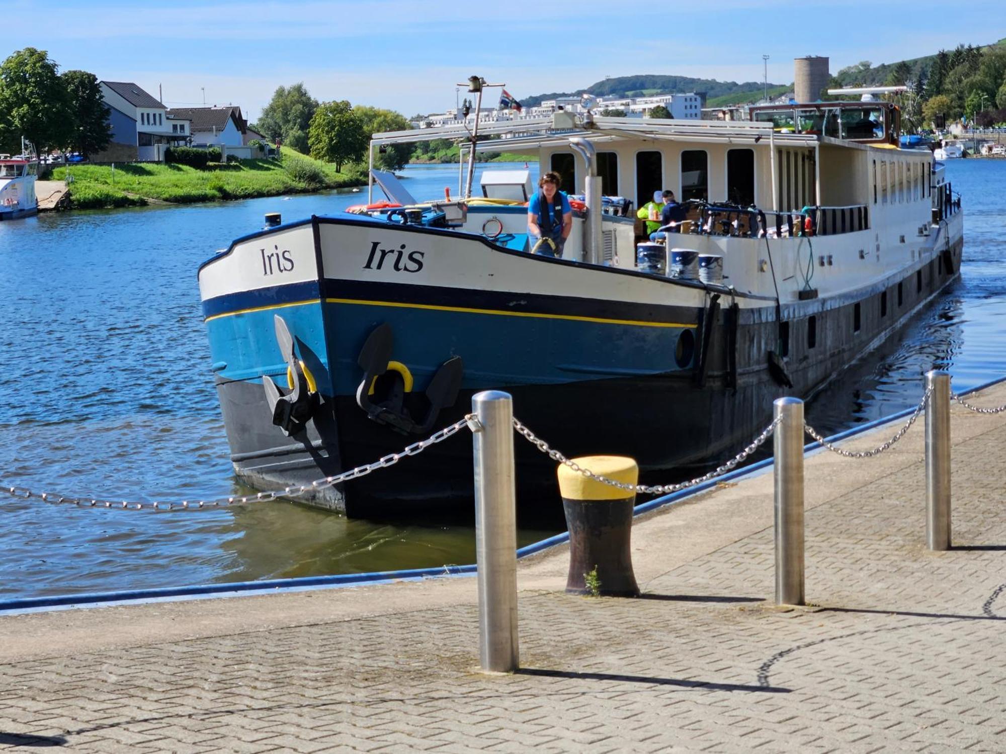 Hotelboat Iris 흐로닝언 외부 사진